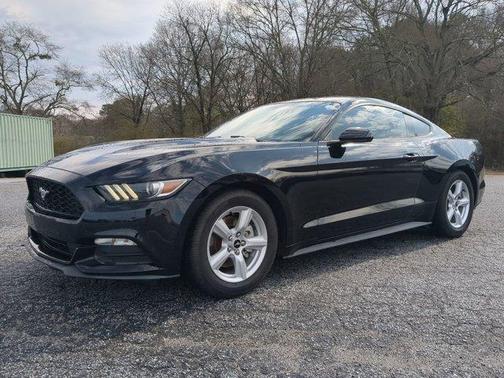 2016 Ford Mustang V6