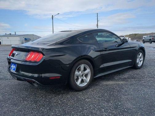 2016 Ford Mustang V6