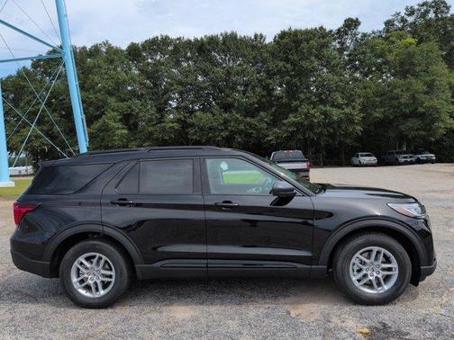Agate Black 2026 Ford Explorer Active