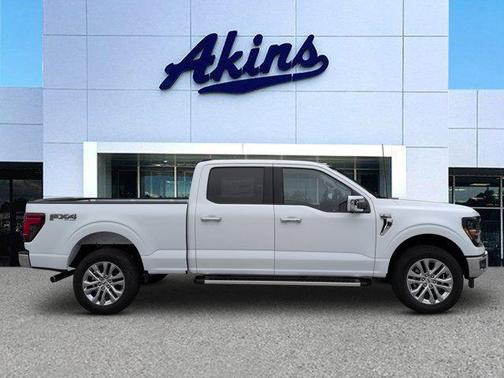 Oxford White 2026 Ford F-150 XLT