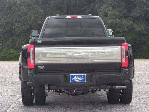 2025 Ford F-450 Platinum