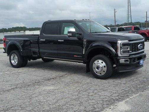 2025 Ford F-450 Platinum
