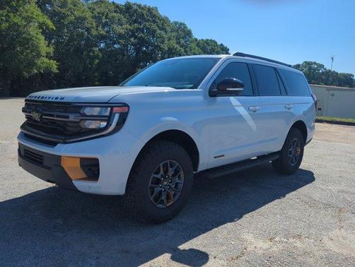 Space Silver 2026 Ford Expedition Tremor