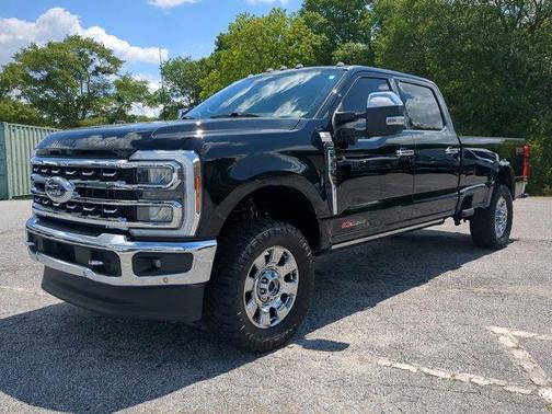 2024 Ford F-350 Lariat Super Duty