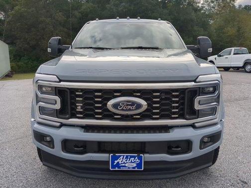 2025 Ford F-450 Platinum