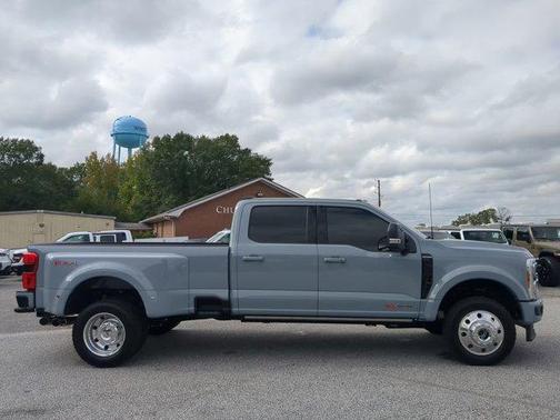 2025 Ford F-450 Platinum