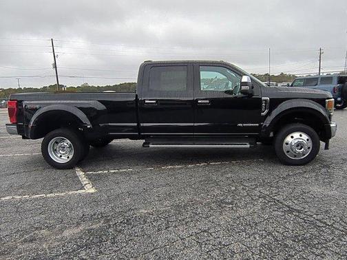 2022 Ford F-450 Lariat