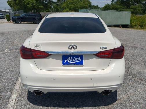 Majestic White 2023 INFINITI Q50 LUXE