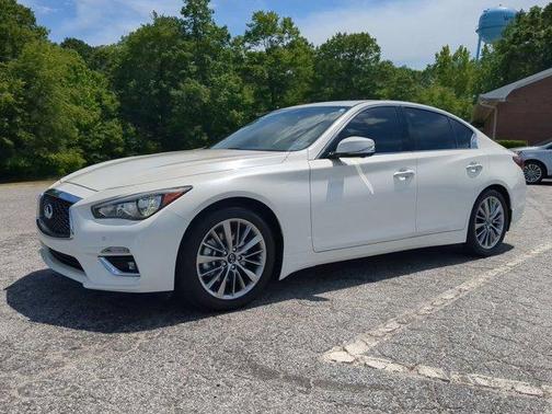 Majestic White 2023 INFINITI Q50 LUXE