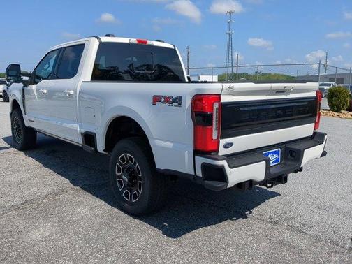 2025 Ford F-350 Platinum