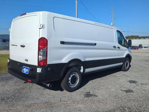 2026 Ford Transit-250 XL