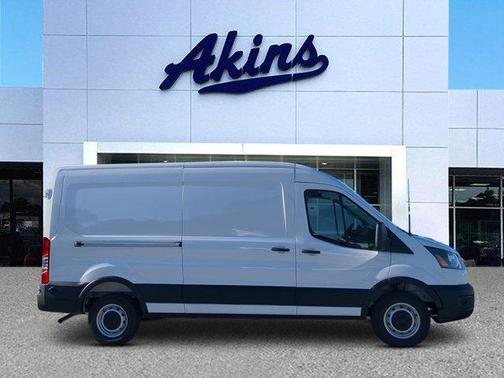 2026 Ford Transit-250 148 WB Medium Roof Cargo