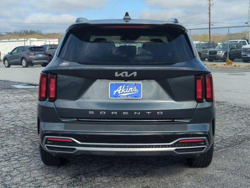 2022 Kia Sorento S