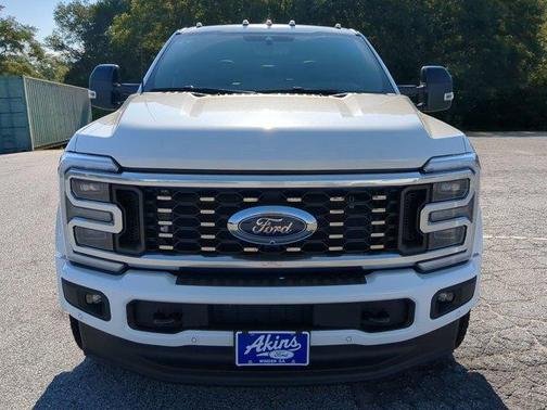 2025 Ford F-450 Platinum