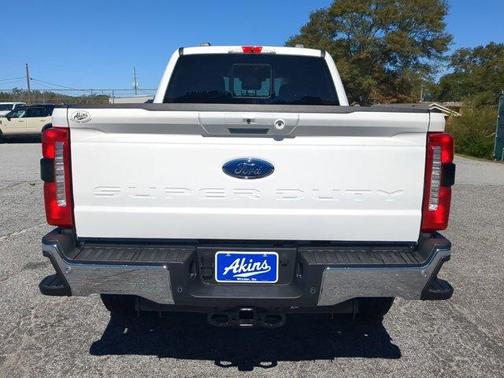 2026 Ford F-350 Lariat Super Duty