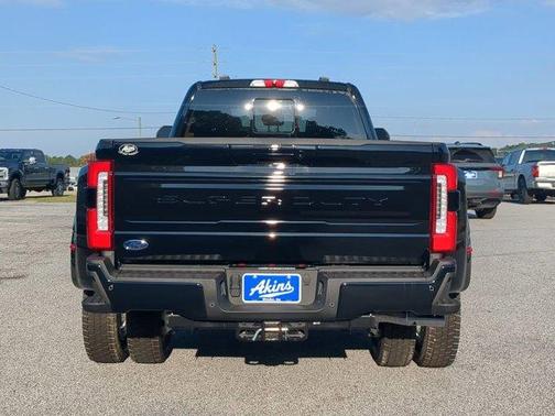 2025 Ford F-450 Platinum