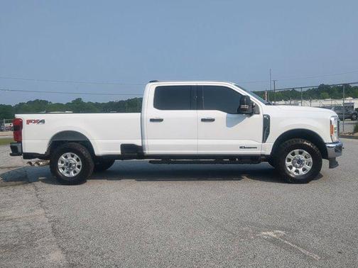 2023 Ford F-350 XLT