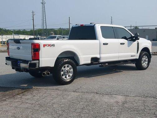 2023 Ford F-350 XLT