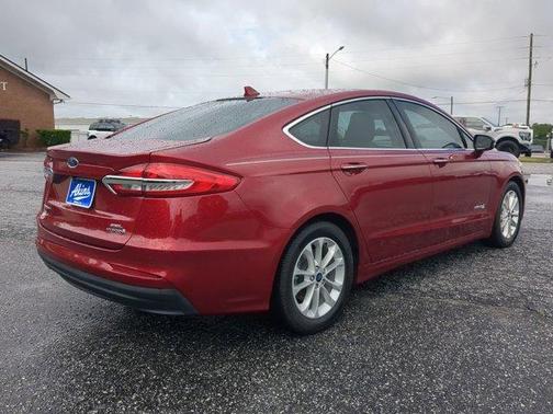 Ruby Red Metallic Tinted Clearcoat 2019 Ford Fusion Hybrid SEL
