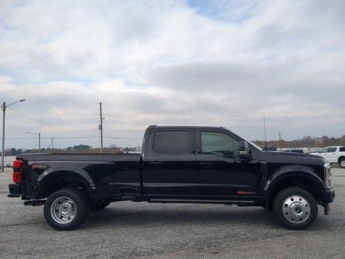 2026 Ford F-450 Platinum