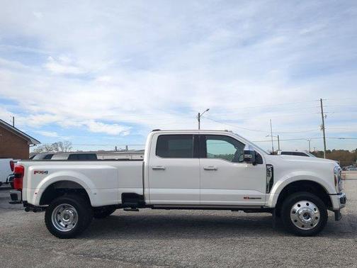 2025 Ford F-450 King Ranch