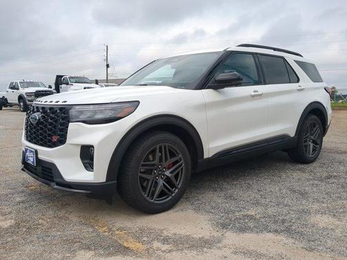 Star White 2026 Ford Explorer ST