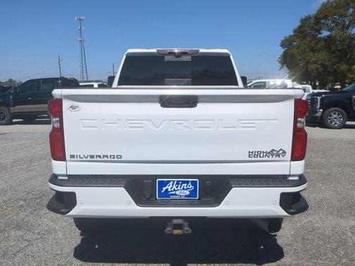 2021 Chevrolet Silverado 2500 High Country
