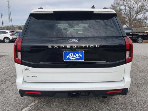 2026 Ford Expedition Active