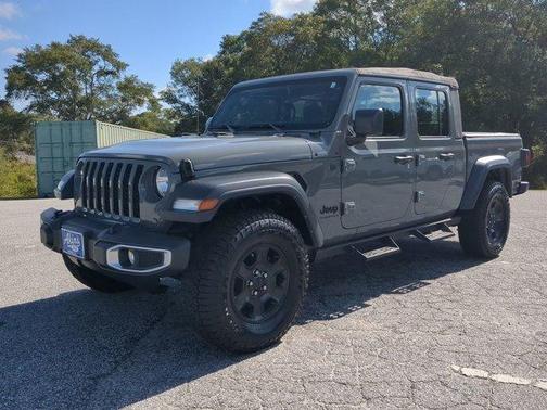2023 Jeep Gladiator Sport