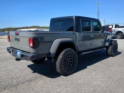 2023 Jeep Gladiator Sport