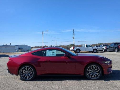 2025 Ford Mustang EcoBoost Premium
