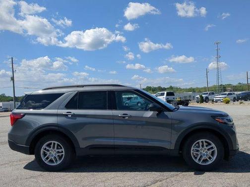 Carbonized Gray 2026 Ford Explorer Active