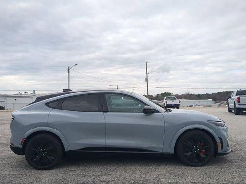 2025 Ford Mustang Mach-E GT