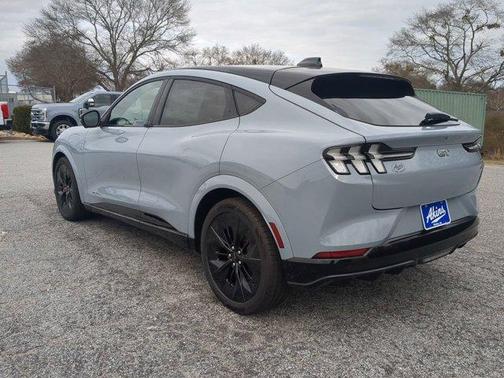 2025 Ford Mustang Mach-E GT