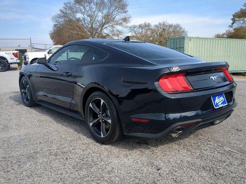 2021 Ford Mustang EcoBoost