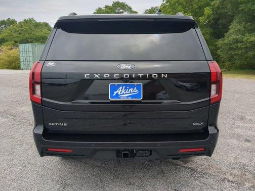 Agate Black 2026 Ford Expedition Max Active