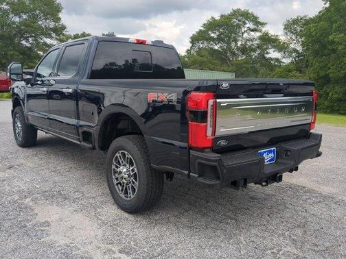2025 Ford F-350 Platinum