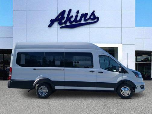 2026 Ford Transit-350 XLT