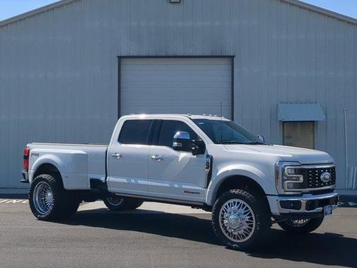2025 Ford F-450 Lariat