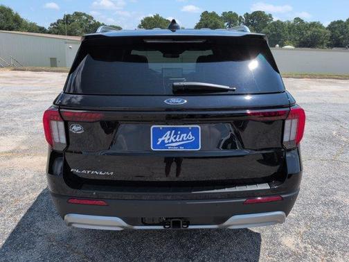 Agate Black 2026 Ford Explorer Platinum