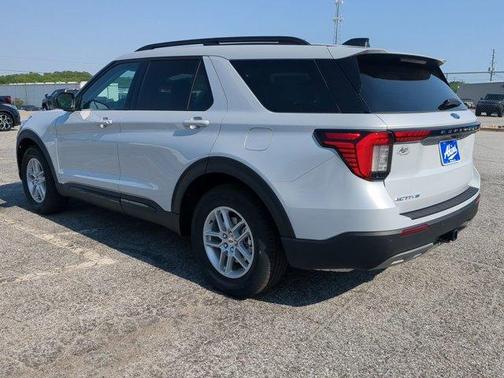 Space Gray 2026 Ford Explorer Active