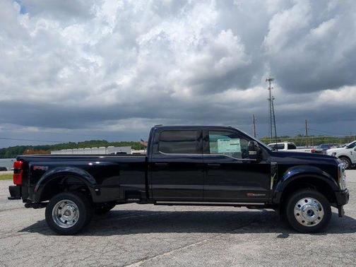 2025 Ford F-450 King Ranch