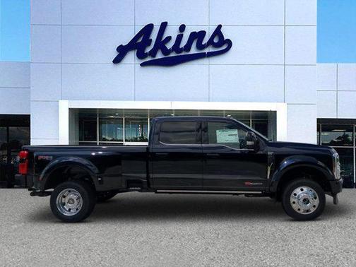 2025 Ford F-450 King Ranch