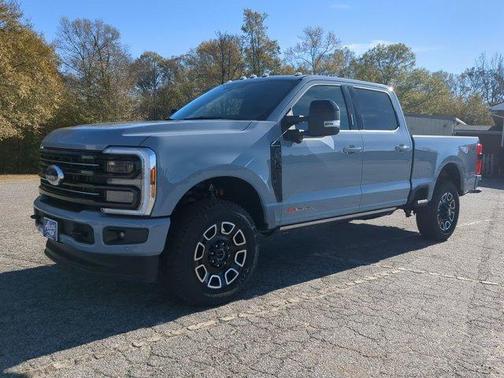 2026 Ford F-350 Platinum