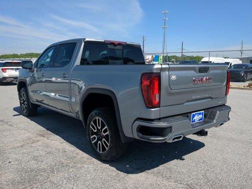 Sterling 2023 GMC Sierra 1500 AT4