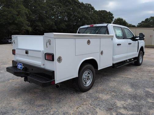 2027 Ford F-250 XL