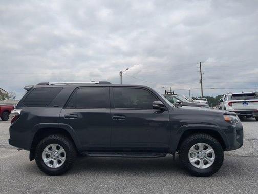 2024 Toyota 4Runner SR5 Premium