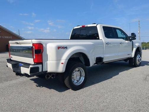 2024 Ford F-450 Platinum