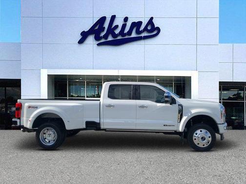 2024 Ford F-450 Platinum