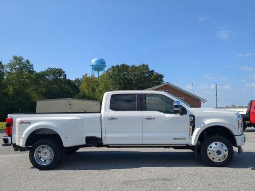 2024 Ford F-450 Platinum